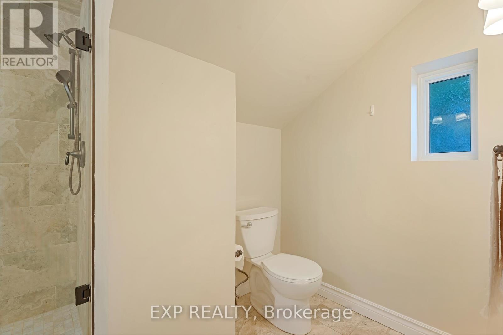 Photo 9 of 2 46 Herkimer Street, Hamilton ON