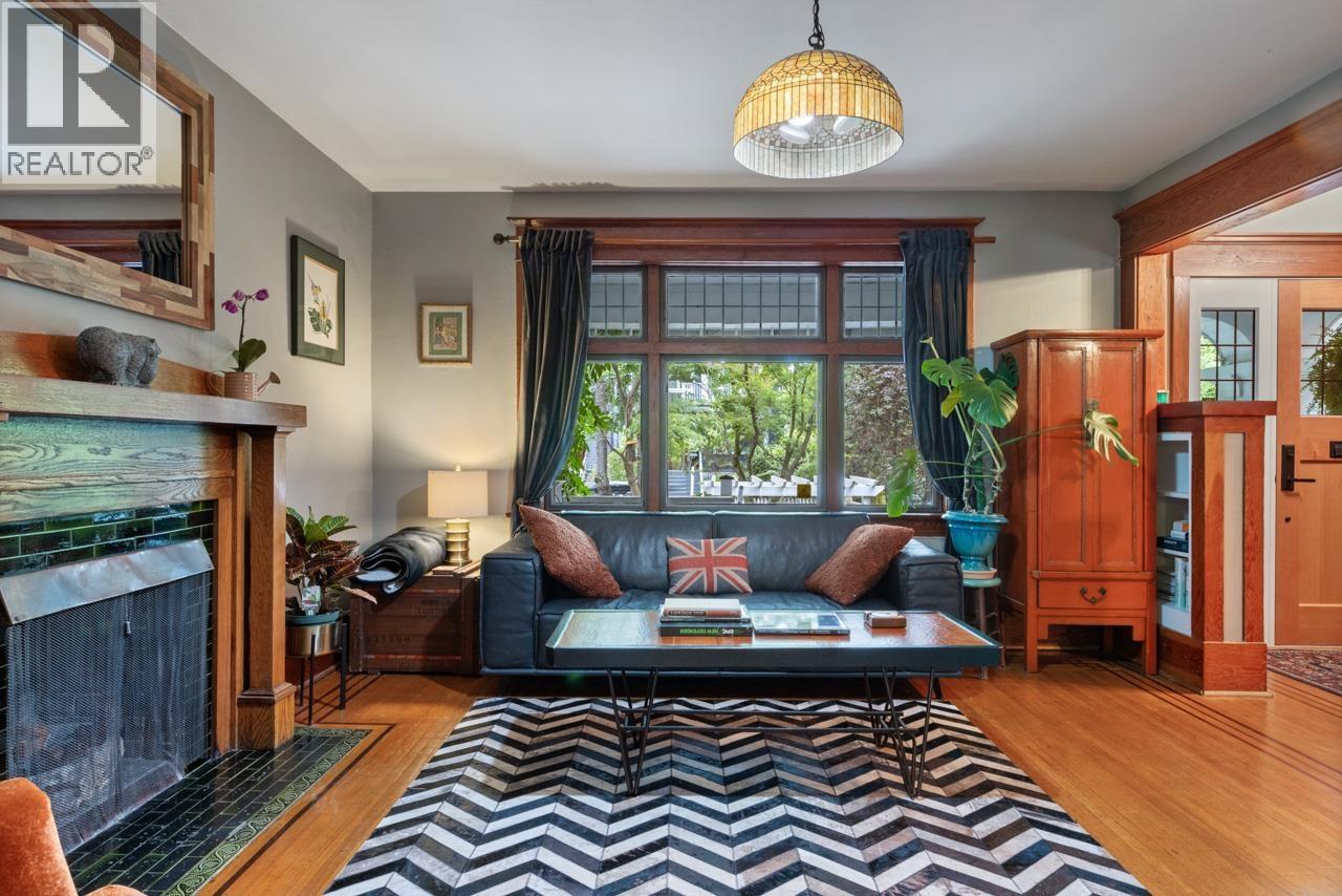 Photo 13 of 2220 Stephens Street, Vancouver BC