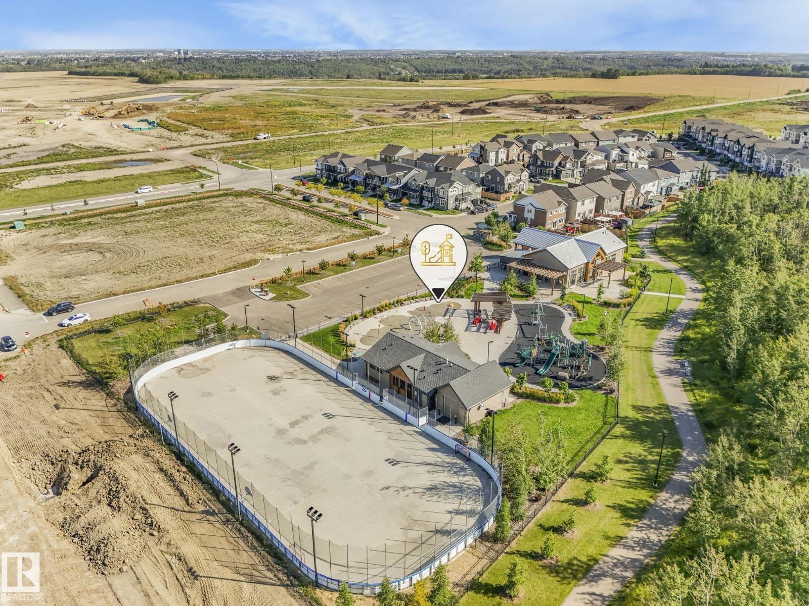 Photo 15 of 20241 15 A Av Nw Nw, Edmonton AB