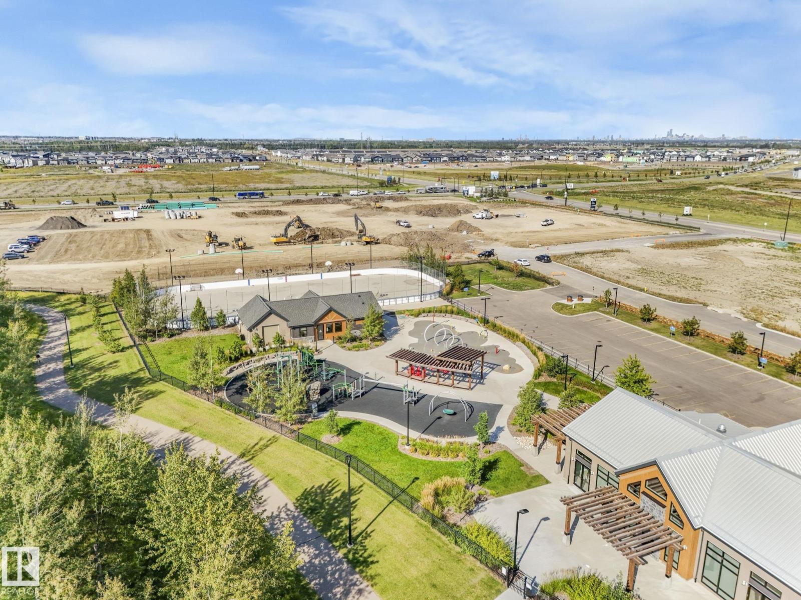 Photo 19 of 20241 15 A Av Nw Nw, Edmonton AB