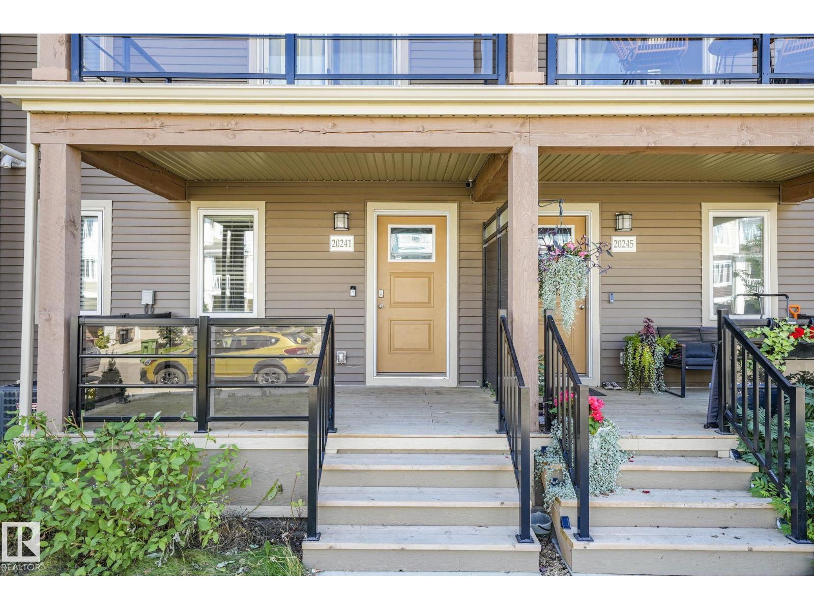 Photo 20 of 20241 15 A Av Nw Nw, Edmonton AB