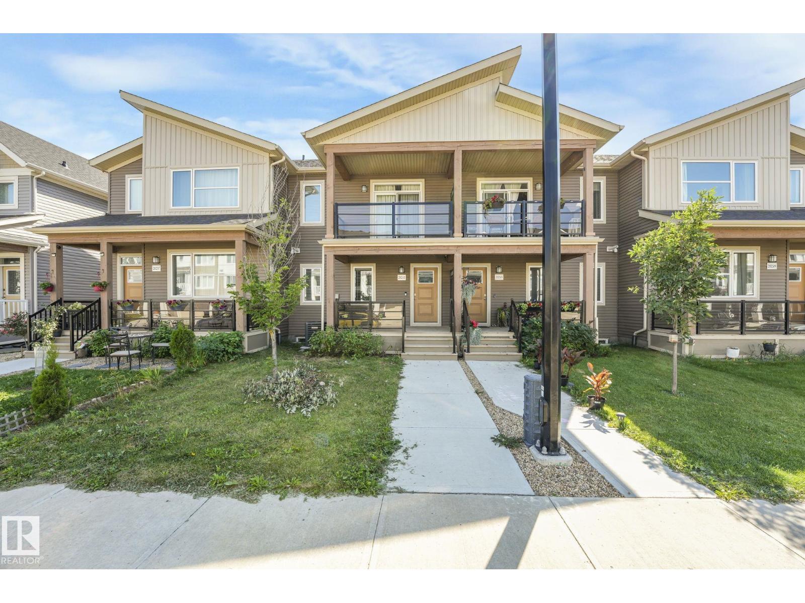 Photo 21 of 20241 15 A Av Nw Nw, Edmonton AB