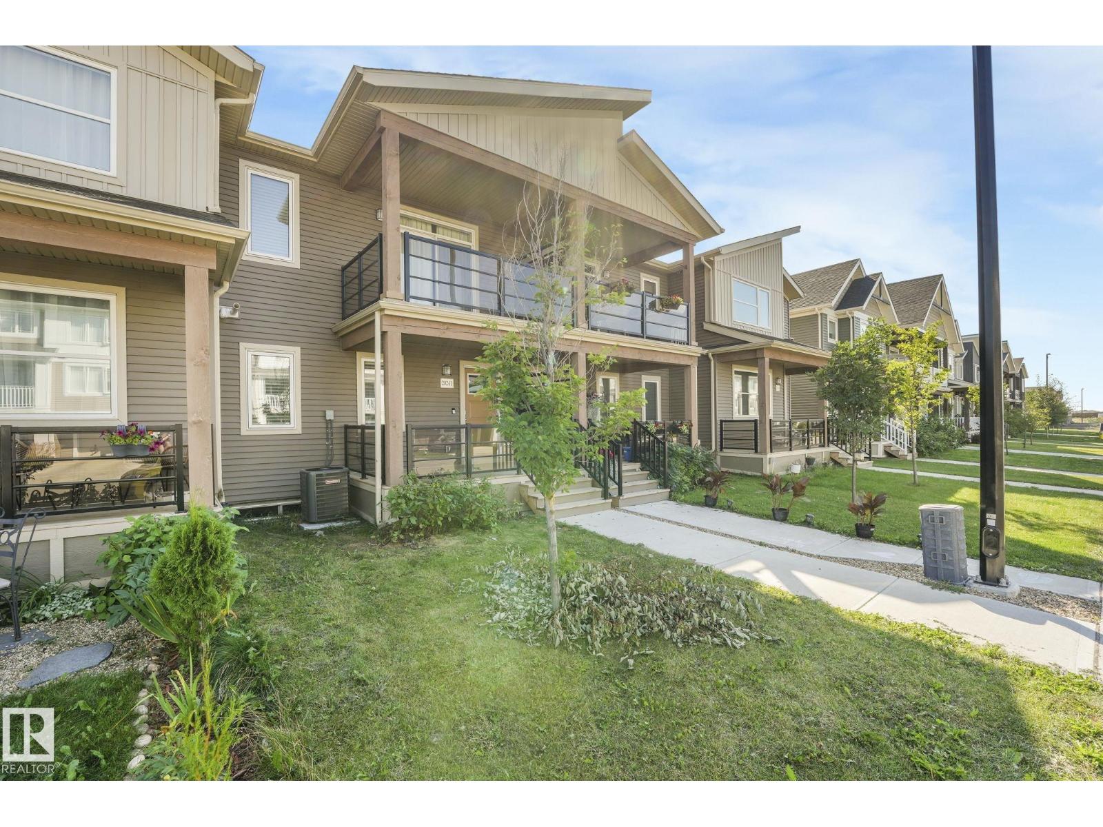 Photo 24 of 20241 15 A Av Nw Nw, Edmonton AB