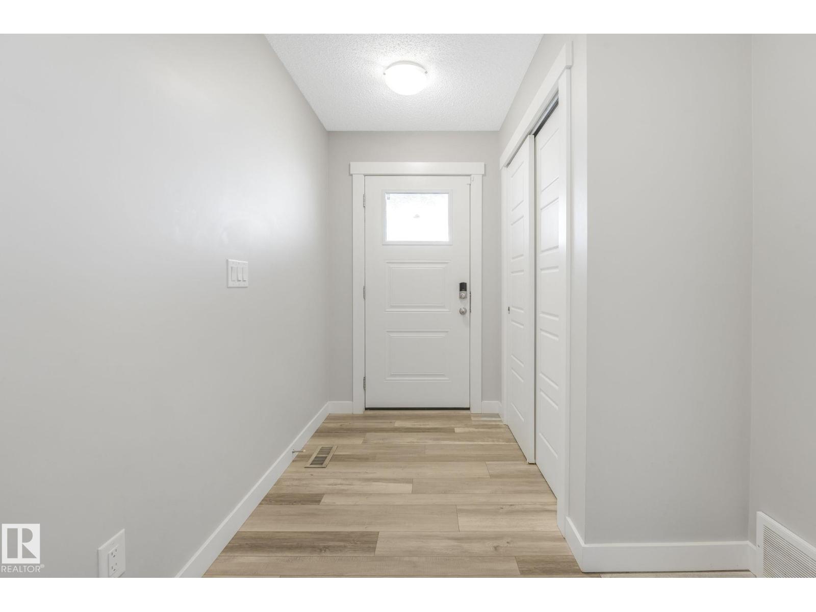 Photo 31 of 20241 15 A Av Nw Nw, Edmonton AB