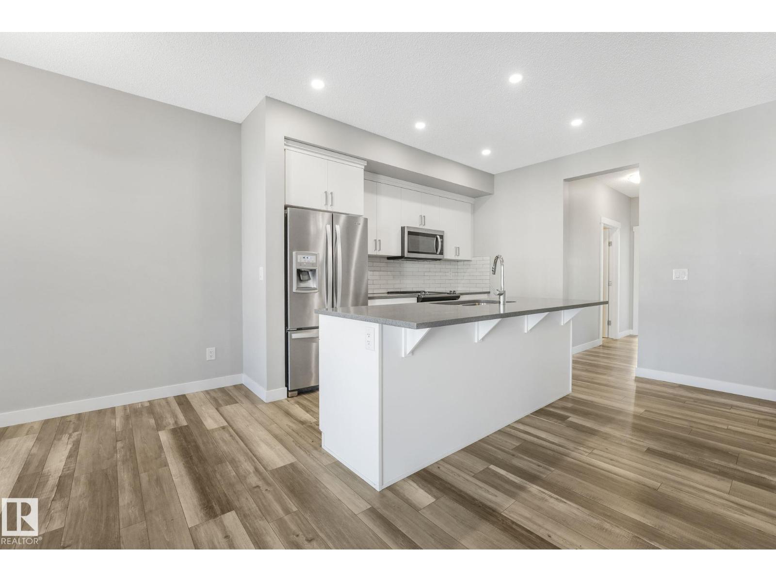 Photo 33 of 20241 15 A Av Nw Nw, Edmonton AB