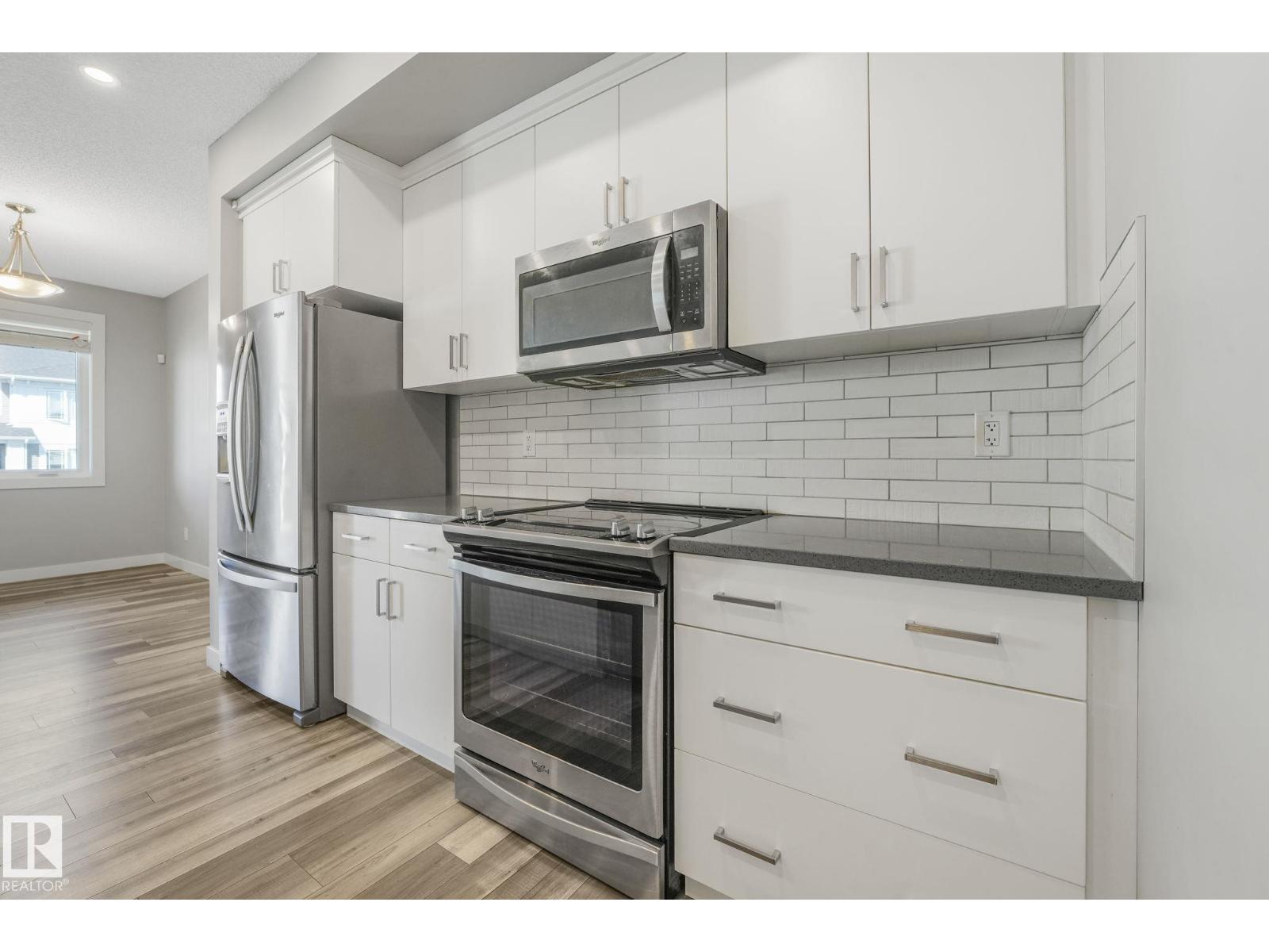 Photo 37 of 20241 15 A Av Nw Nw, Edmonton AB