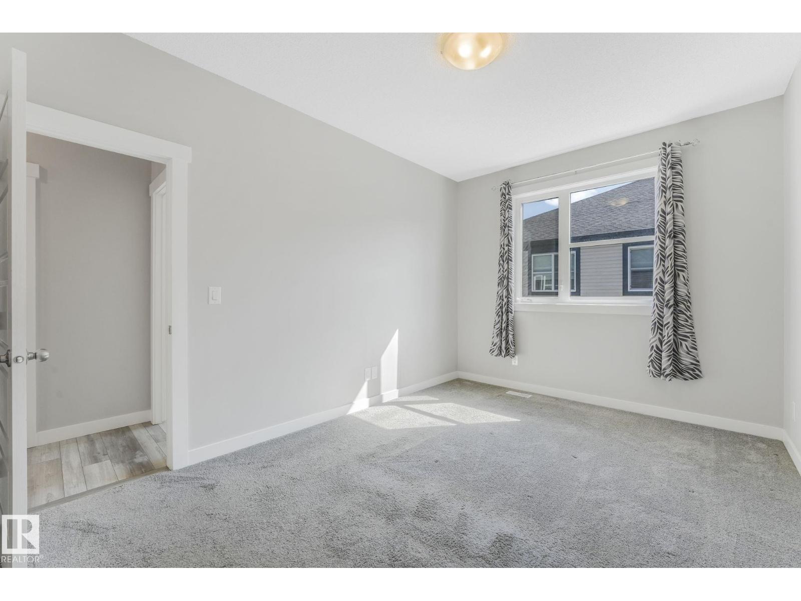 Photo 49 of 20241 15 A Av Nw Nw, Edmonton AB
