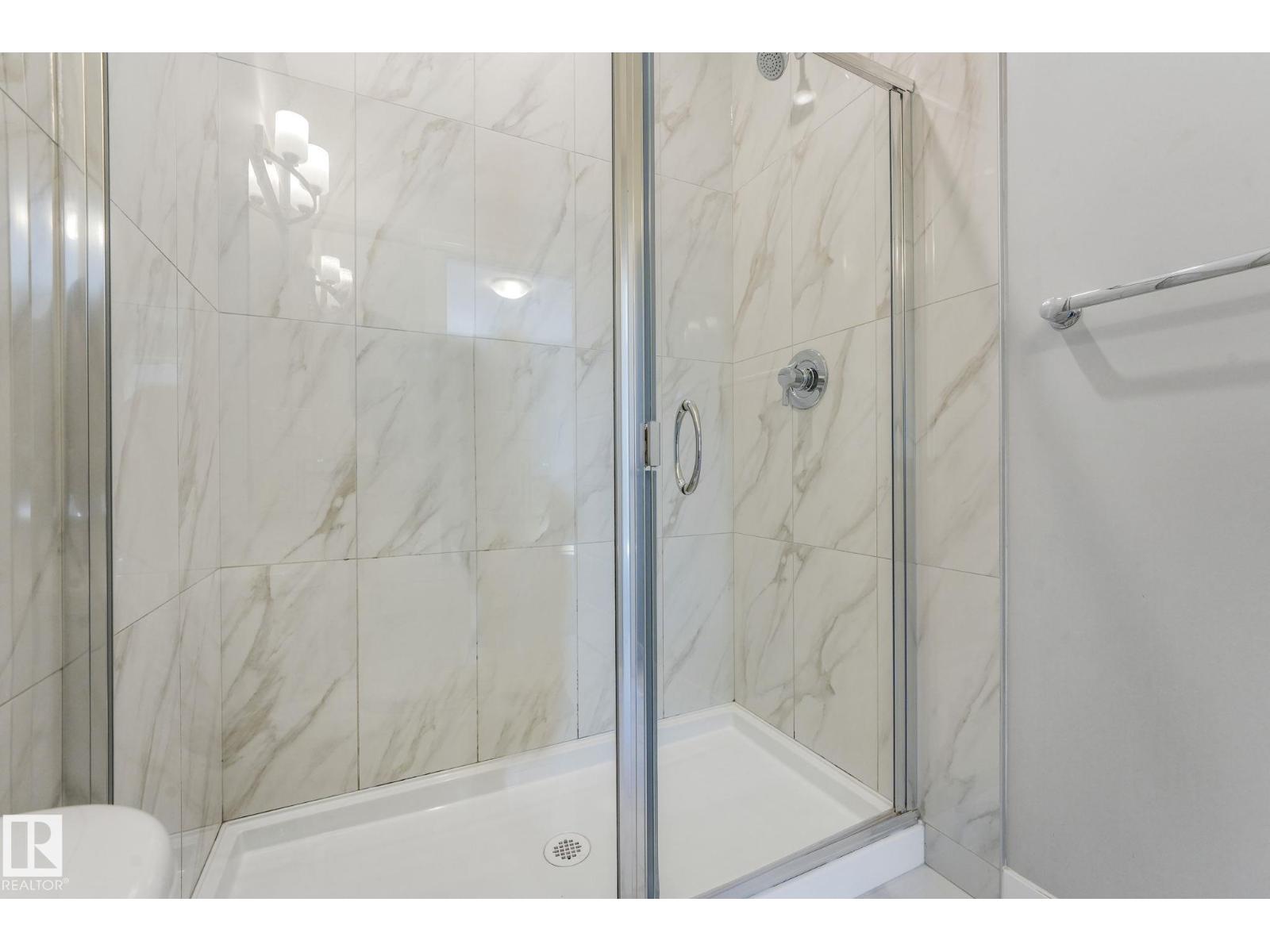 Photo 52 of 20241 15 A Av Nw Nw, Edmonton AB