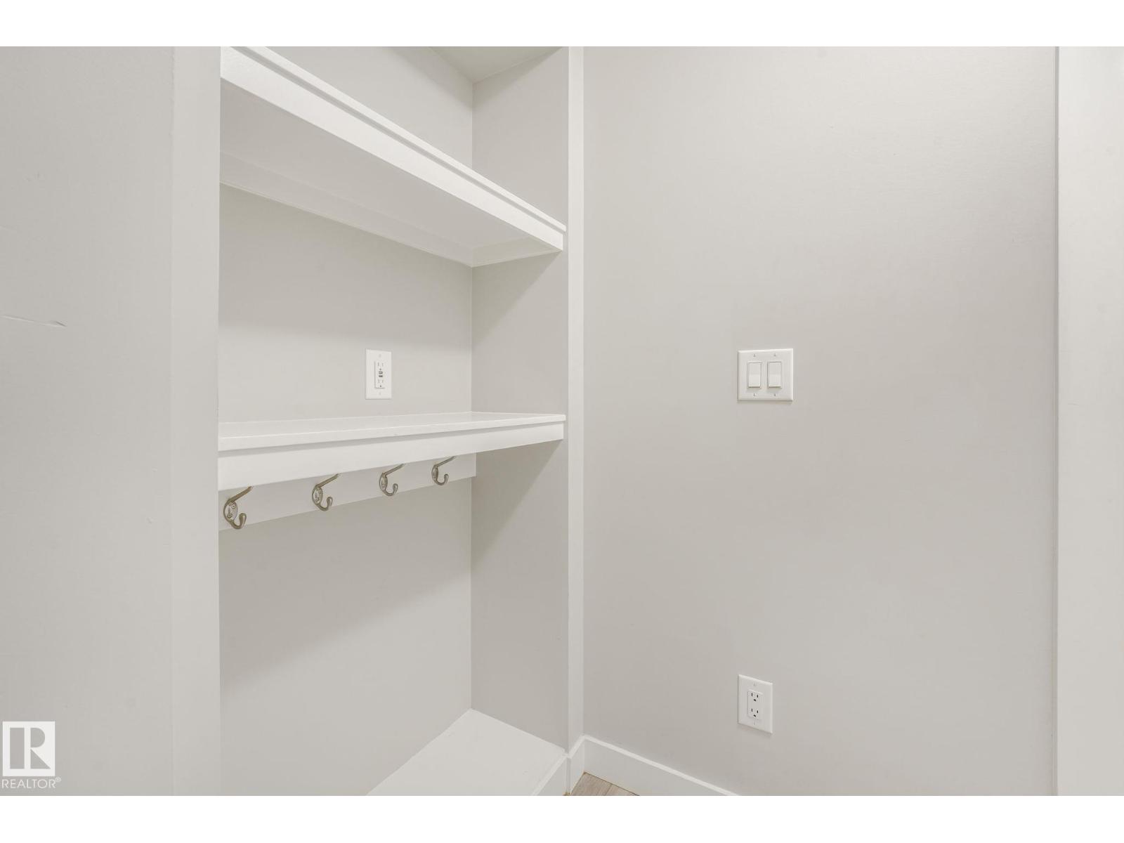 Photo 63 of 20241 15 A Av Nw Nw, Edmonton AB