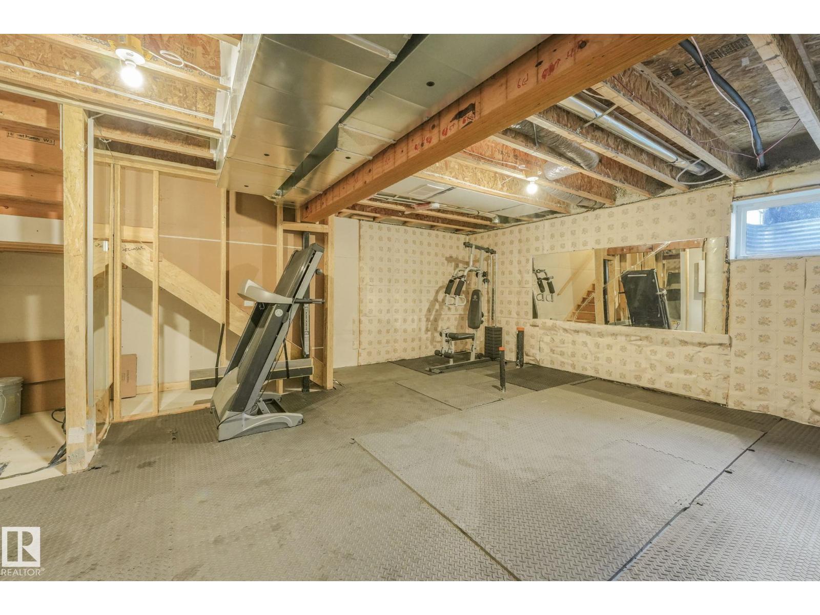 Photo 67 of 20241 15 A Av Nw Nw, Edmonton AB