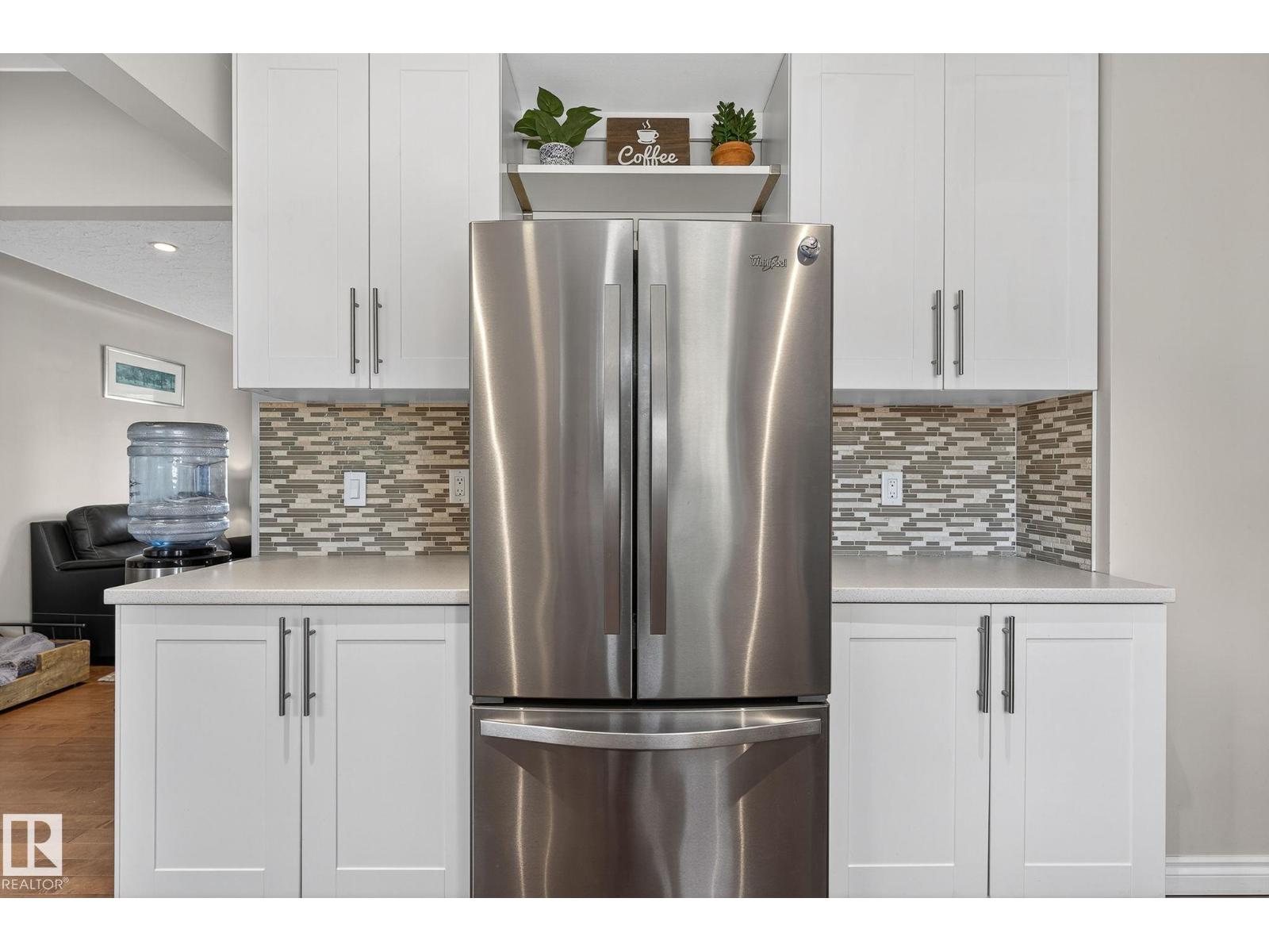 Photo 19 of 14808 93 Av Nw, Edmonton AB