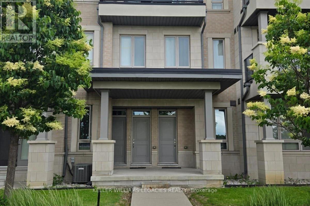 Photo 2 of 6 9601 Jane Street, Vaughan ON