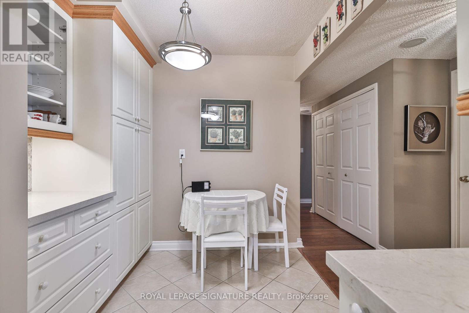 Photo 18 of 2105 820 Burnhamthorpe Road, Toronto ON