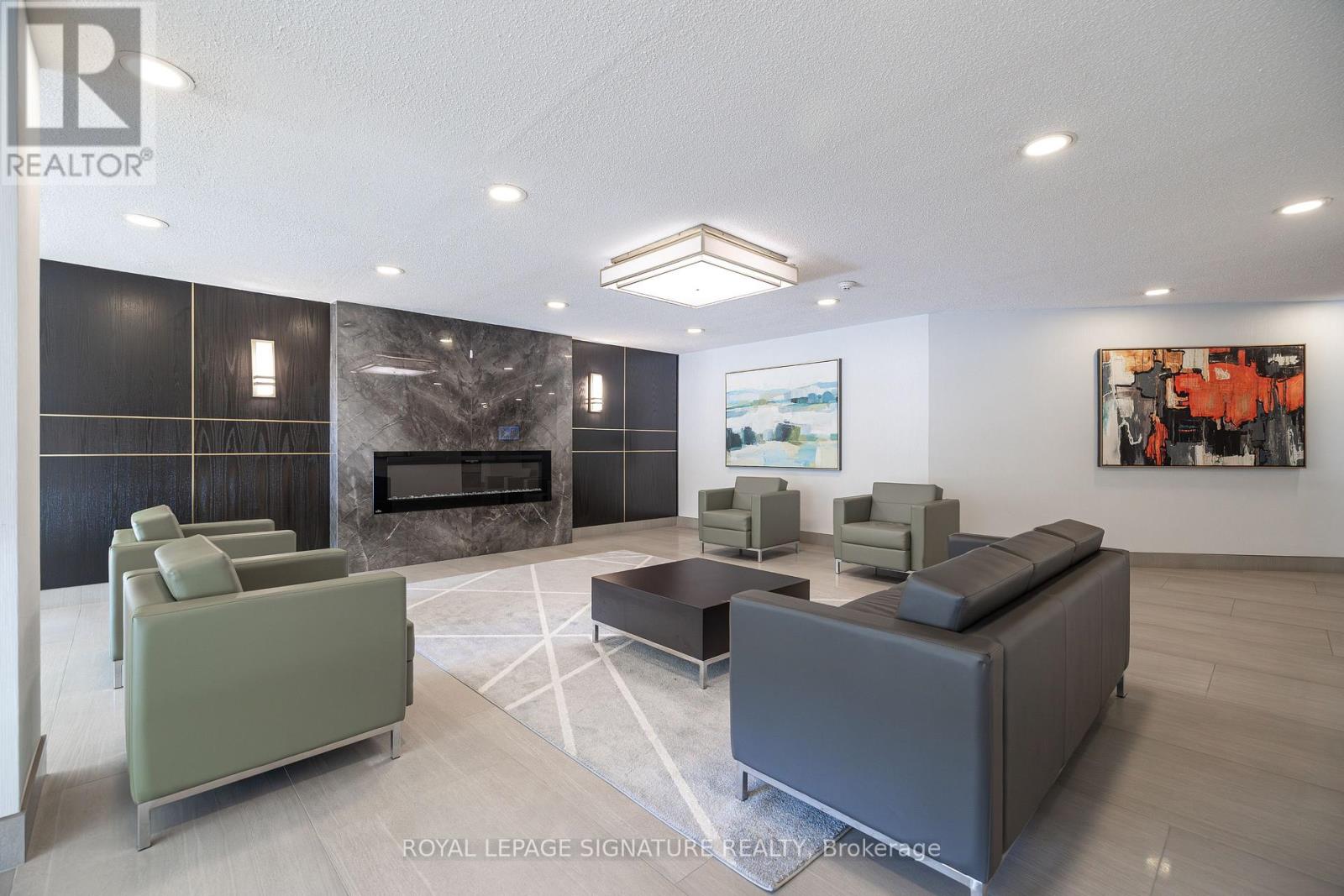 Photo 3 of 2105 820 Burnhamthorpe Road, Toronto ON