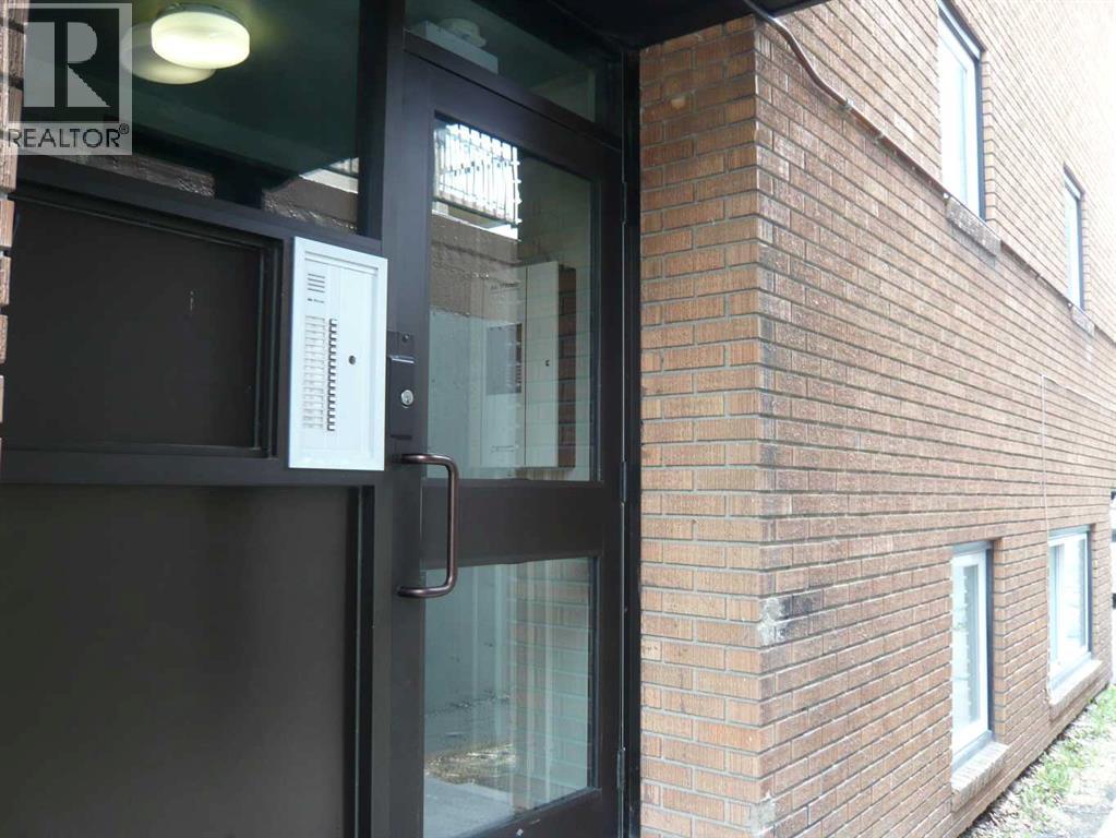 Photo 3 of 204 1027 12 Avenue Sw, Calgary AB