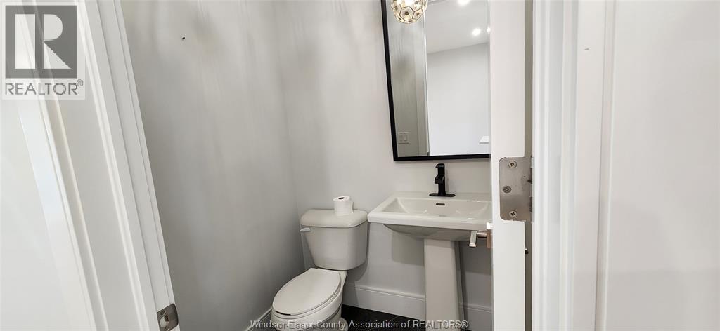 Photo 12 of 1031 Walker Road, Windsor ON