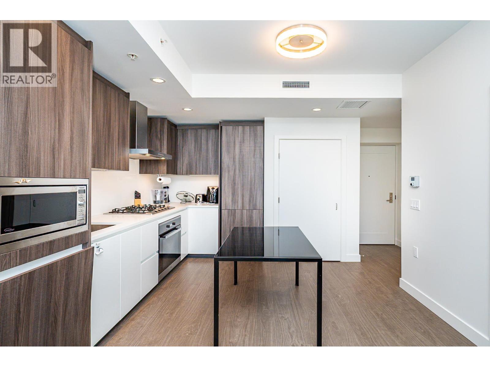 Photo 5 of 1404 6328 No 3 Road, Richmond BC