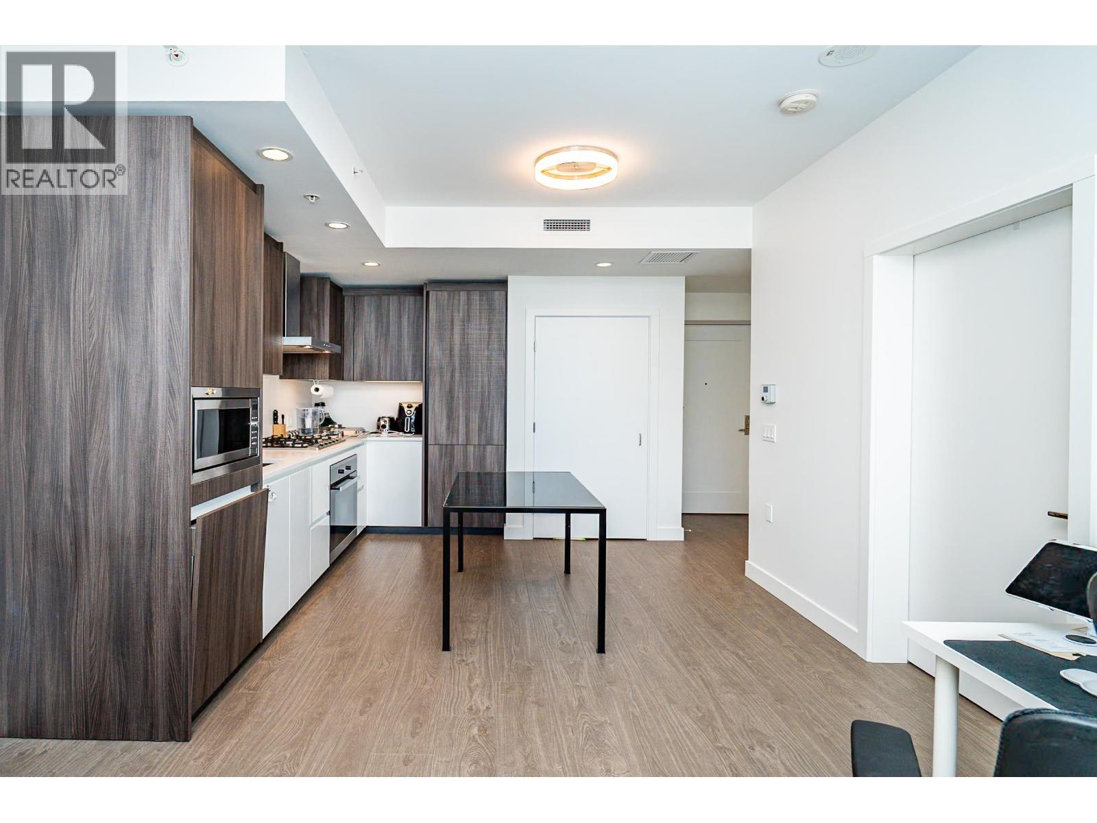 Photo 4 of 1404 6328 No 3 Road, Richmond BC