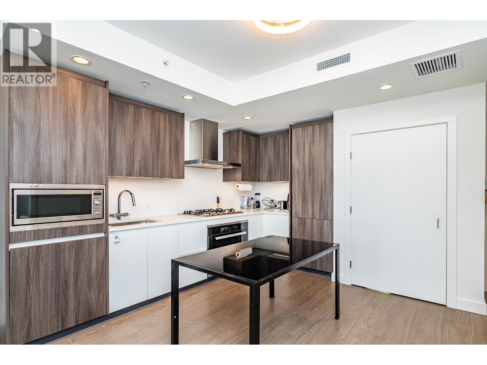 Photo 6 of 1404 6328 No 3 Road, Richmond BC