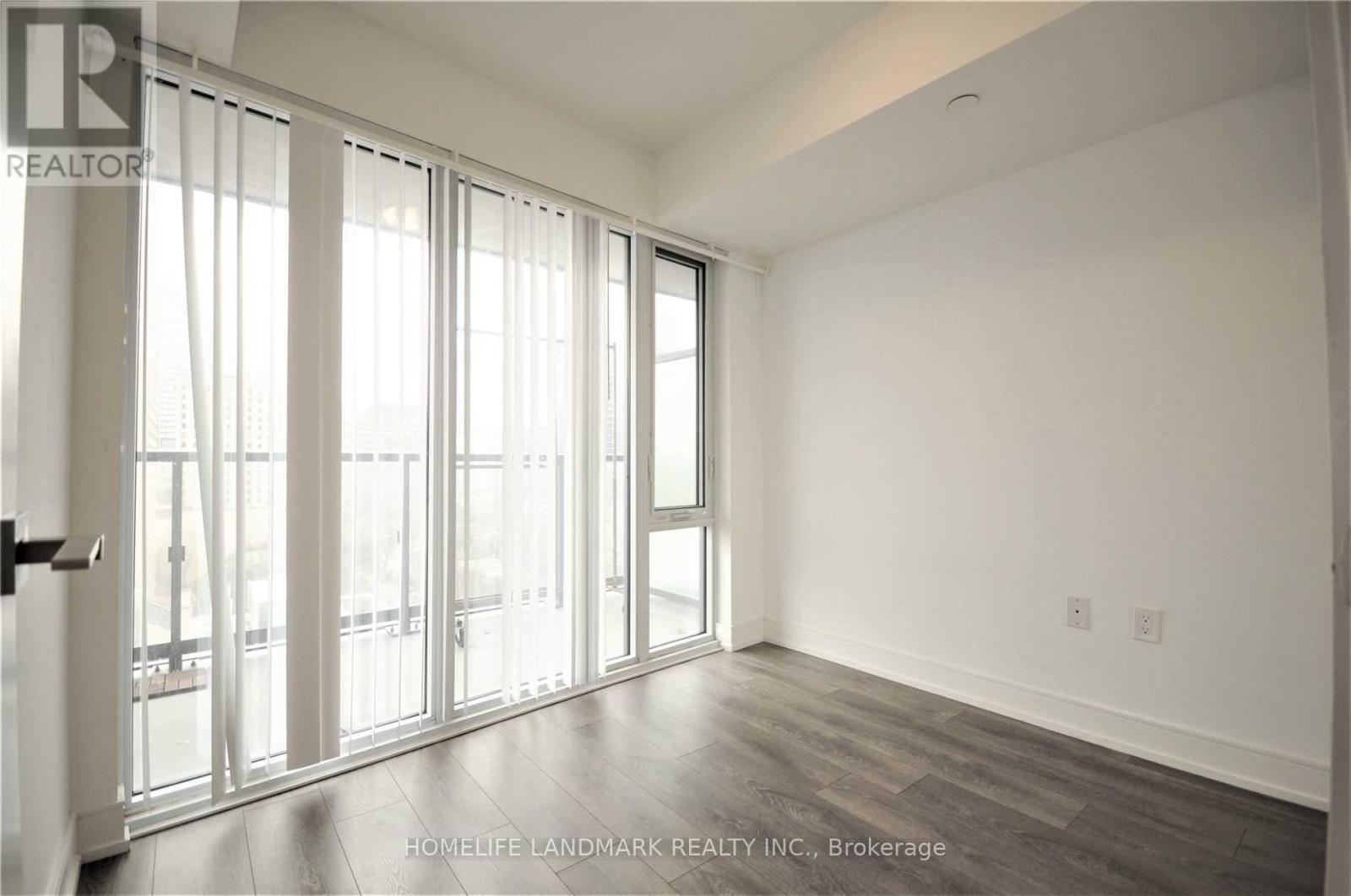Photo 16 of 1111 89 Mcgill Street, Toronto ON