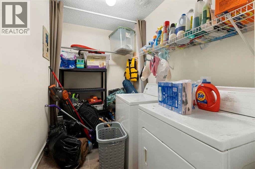 Photo 12 of 209 2200 Woodview Drive Sw, Calgary AB