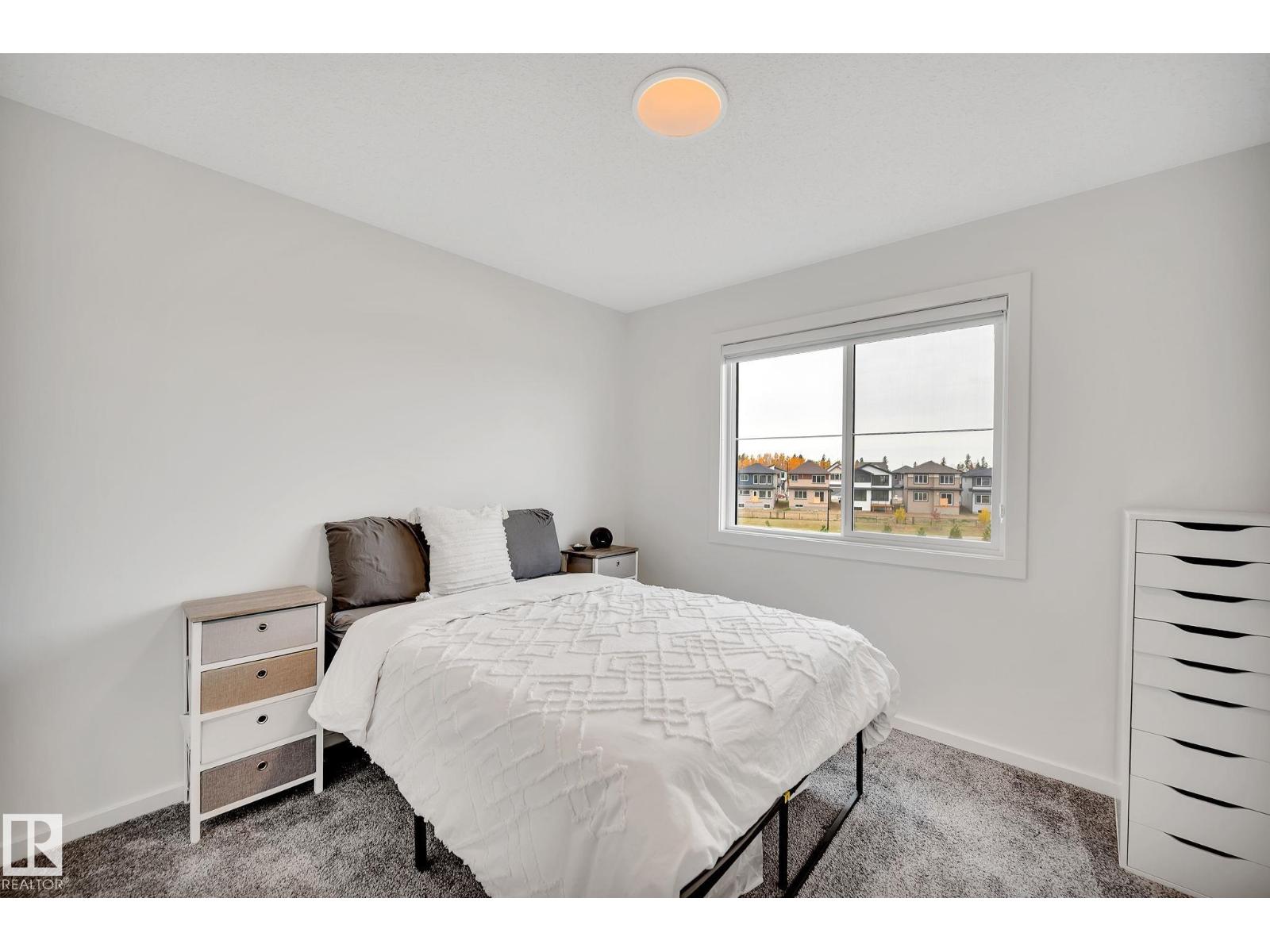 Photo 12 of 5395 Lark Ld Nw, Edmonton AB
