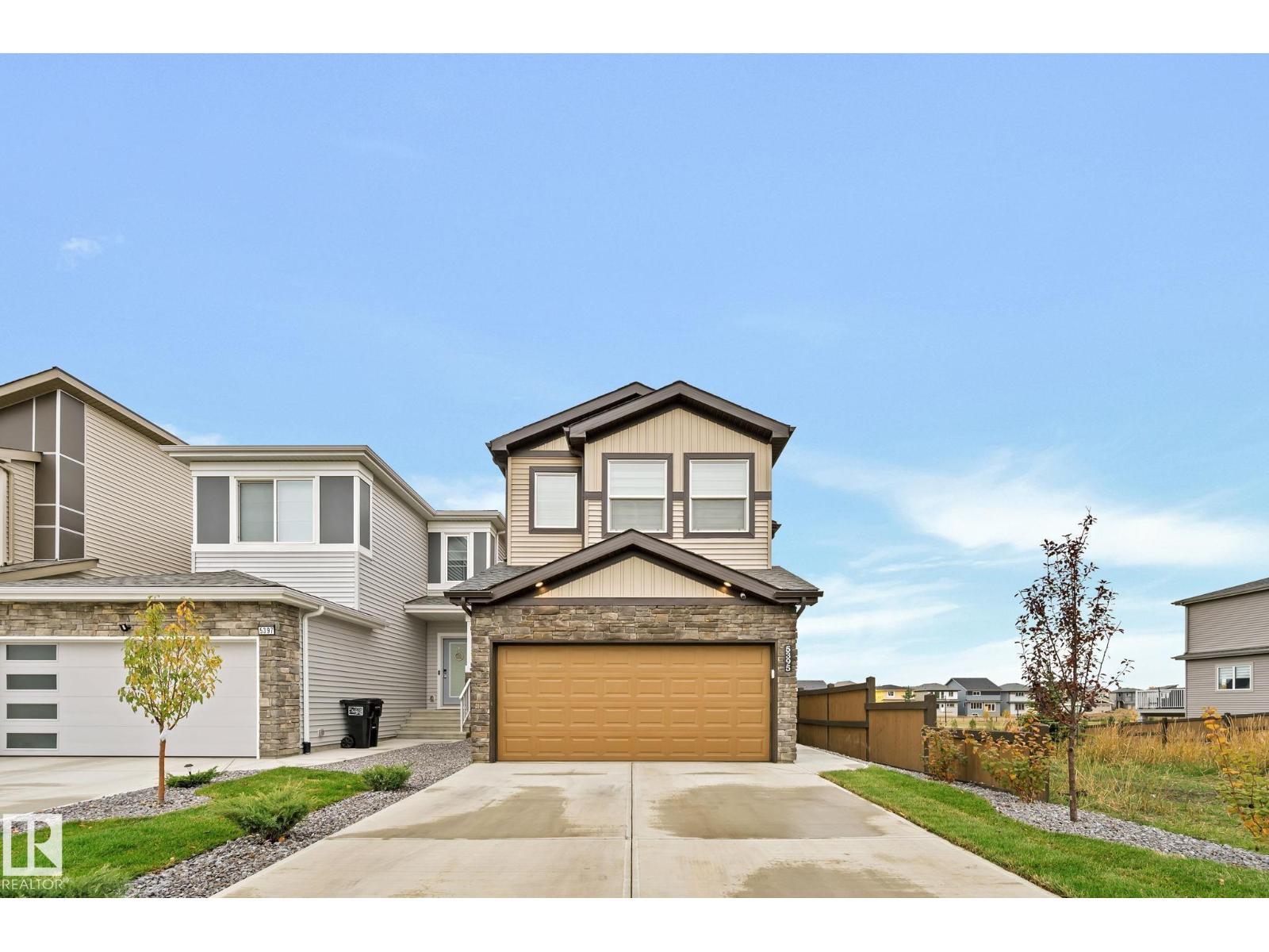 Photo 4 of 5395 Lark Ld Nw, Edmonton AB