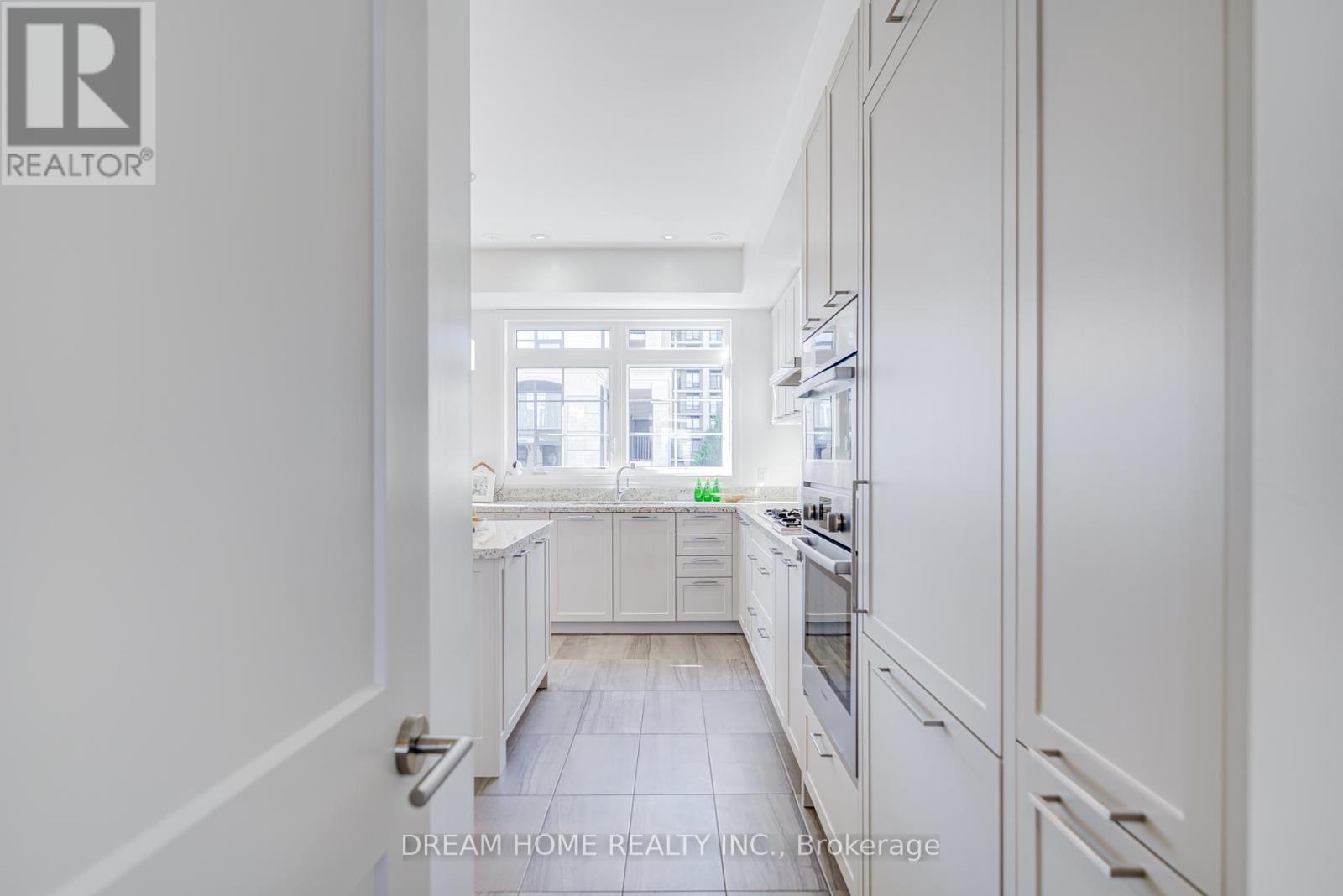 Photo 25 of 288 Buchanan Drive, Markham ON