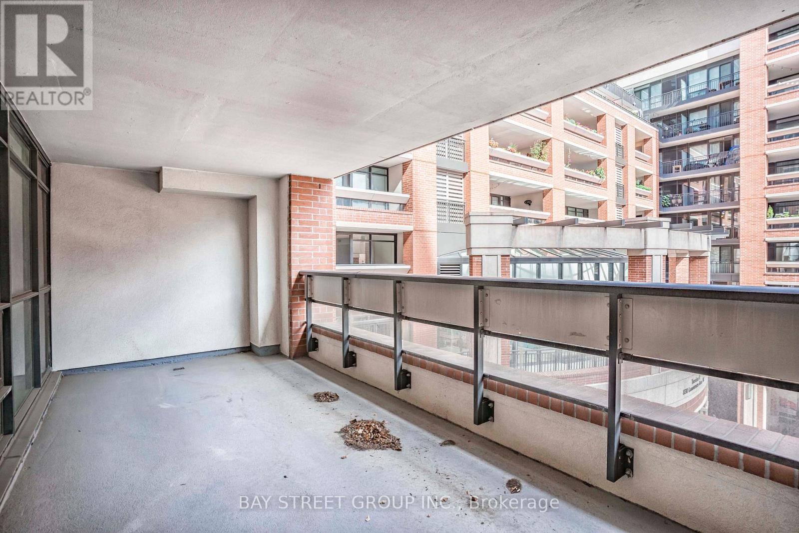 Photo 32 of 331 830 Lawrence Avenue W, Toronto ON
