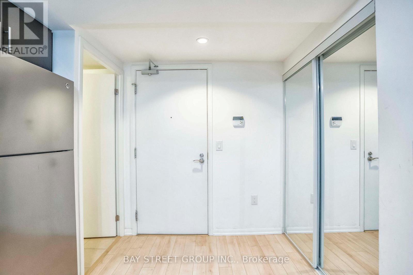 Photo 13 of 331 830 Lawrence Ave Avenue W, Toronto ON