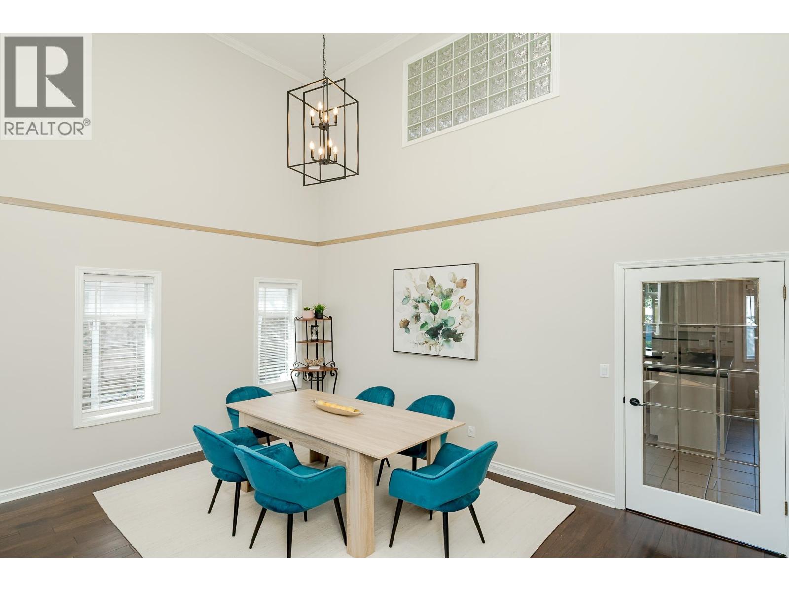 Photo 8 of 10171 Hall Avenue, Richmond BC