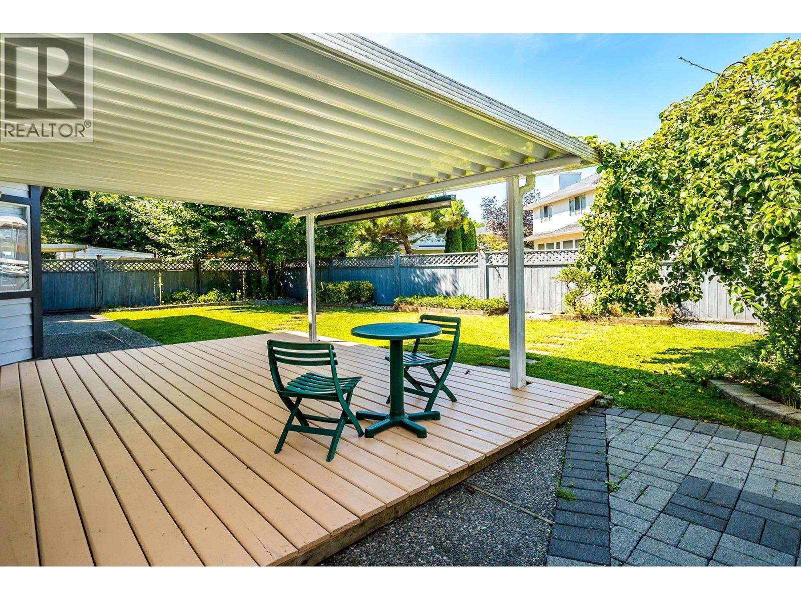 Photo 37 of 10171 Hall Avenue, Richmond BC