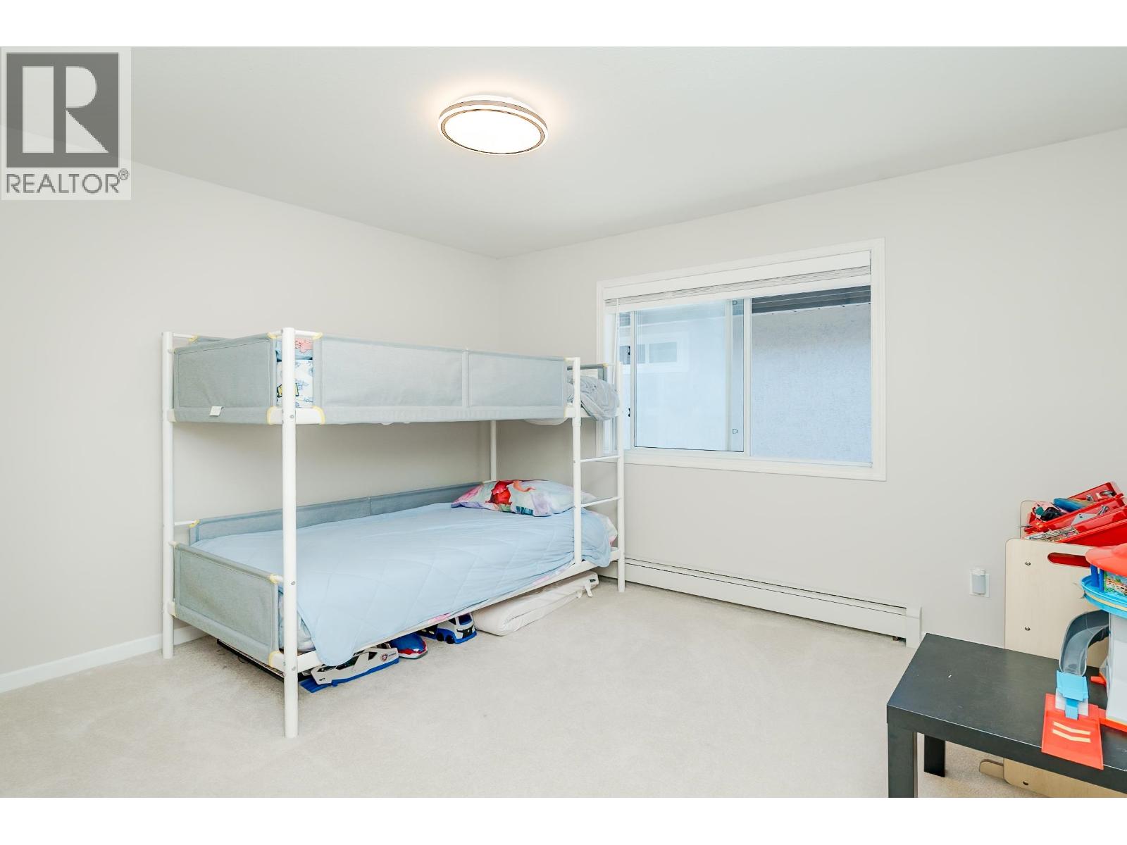 Photo 33 of 10171 Hall Avenue, Richmond BC