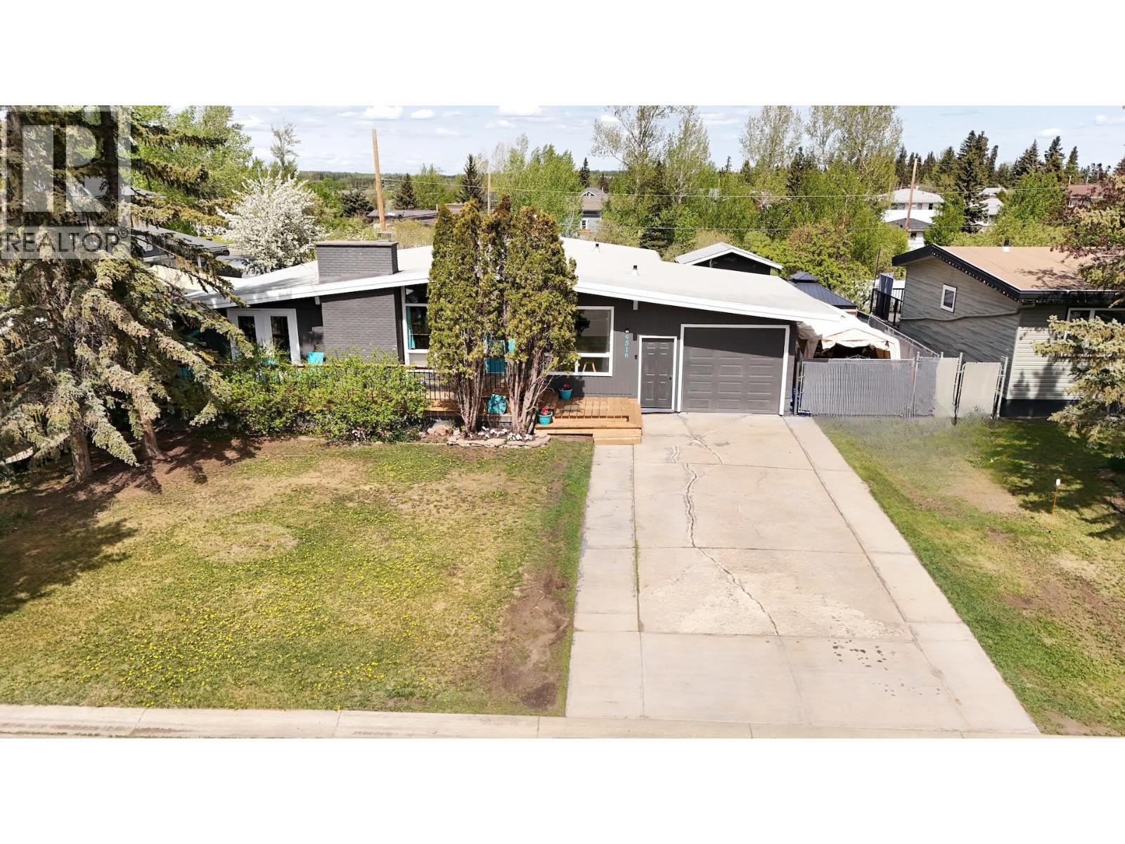 Photo 40 of 9516 113 Avenue, Fort St John BC