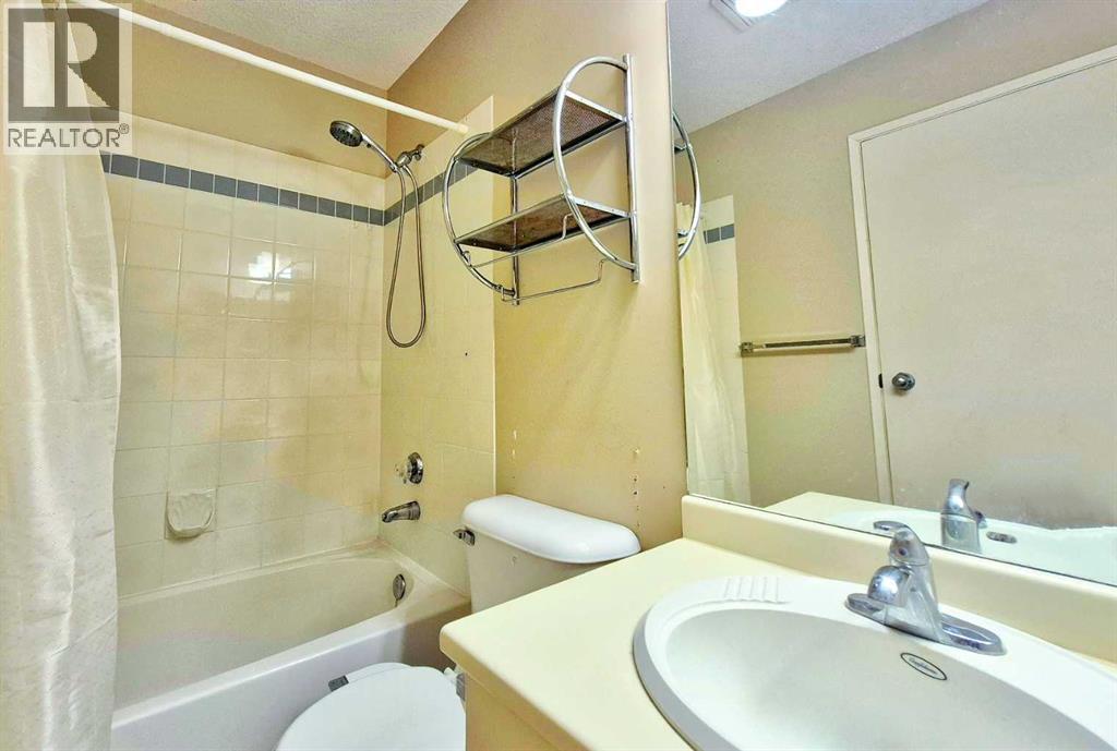 Photo 20 of 22 2722 Edenwold Heights Nw, Calgary AB