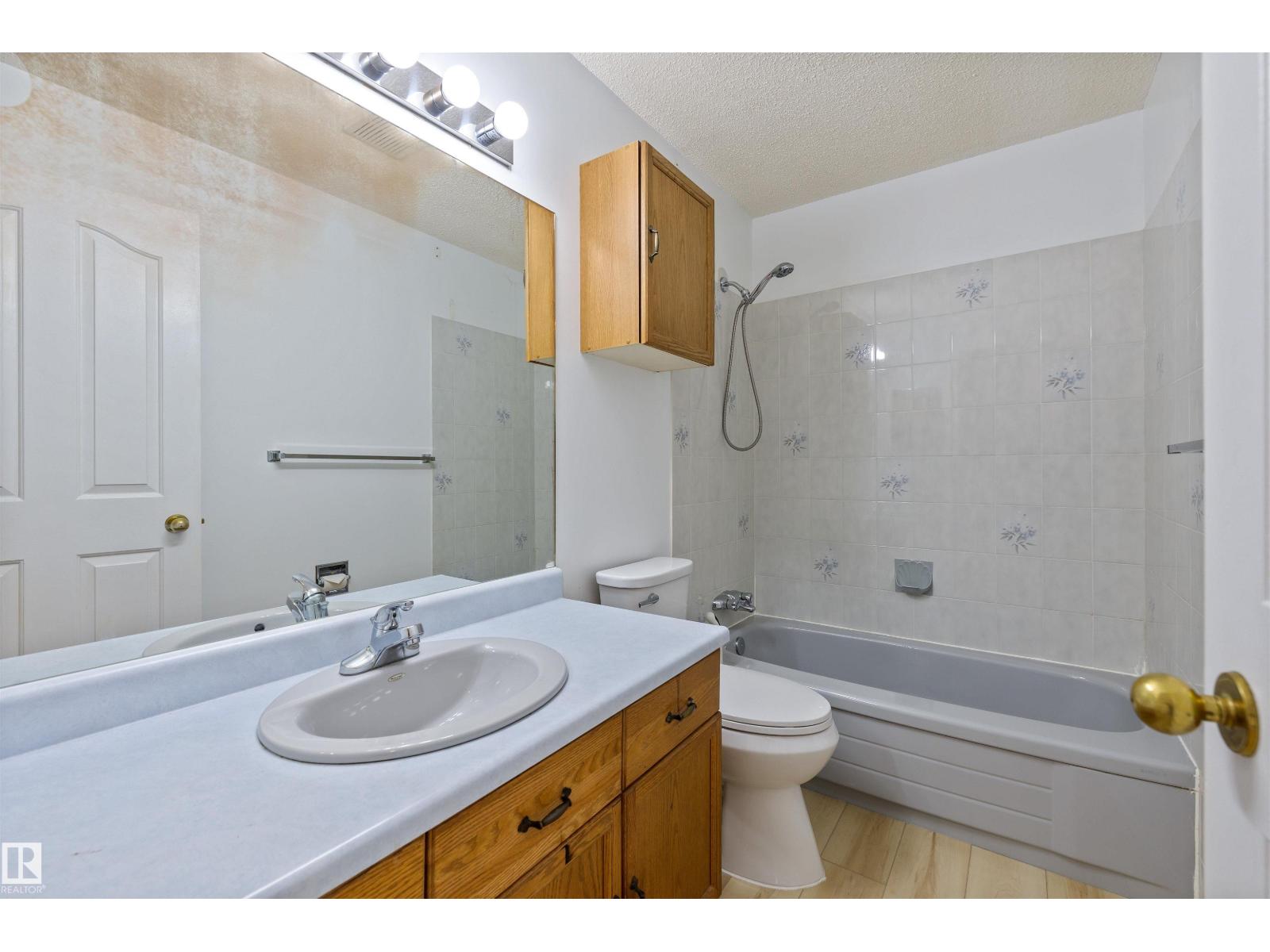 Photo 23 of 12823 157 Av Nw, Edmonton AB