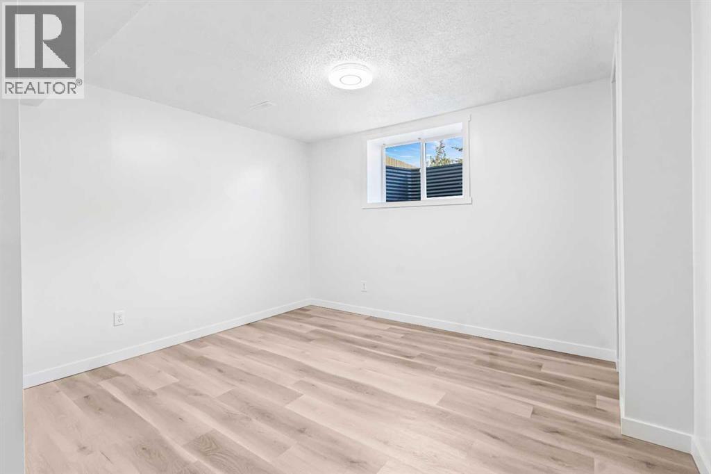 Photo 21 of 16 Marwood Circle Ne, Calgary AB