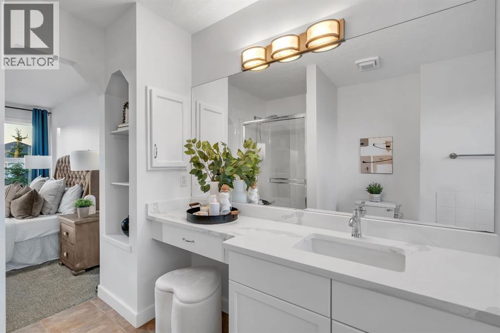 Photo 30 of 151 Kincora Drive Nw, Calgary AB