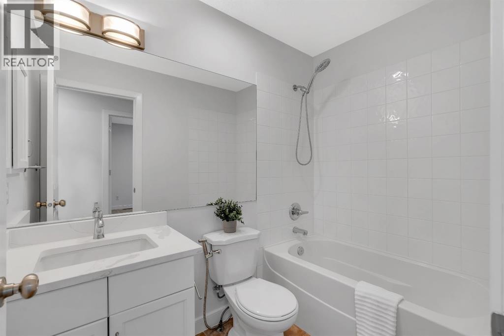 Photo 36 of 151 Kincora Drive Nw, Calgary AB
