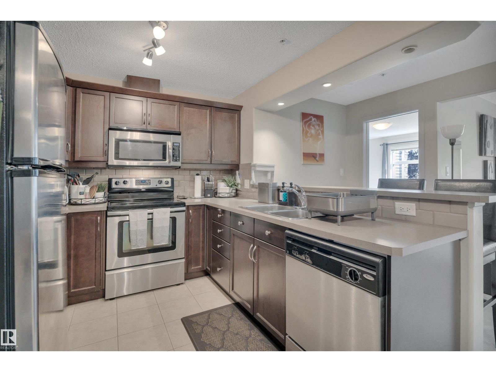 Photo 3 of 231 11603 Ellerslie Rd Sw, Edmonton AB