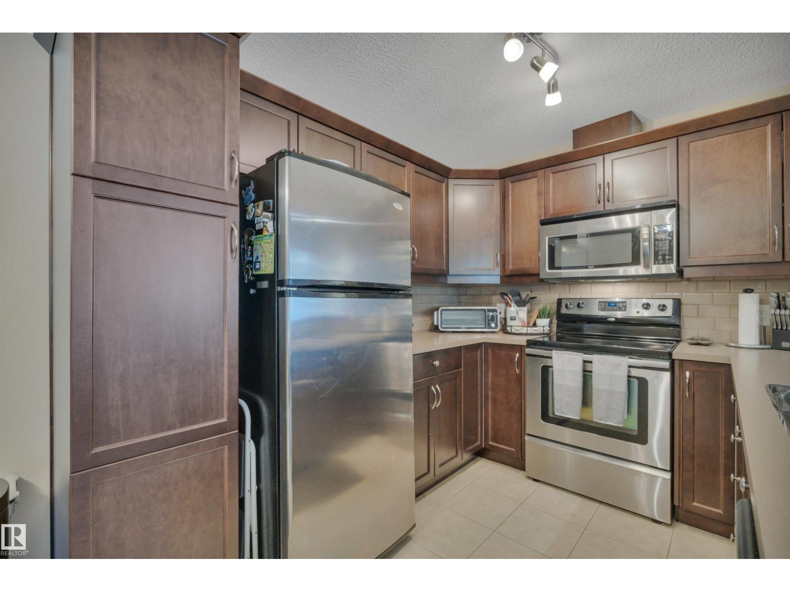 Photo 12 of 231 11603 Ellerslie Rd Sw, Edmonton AB