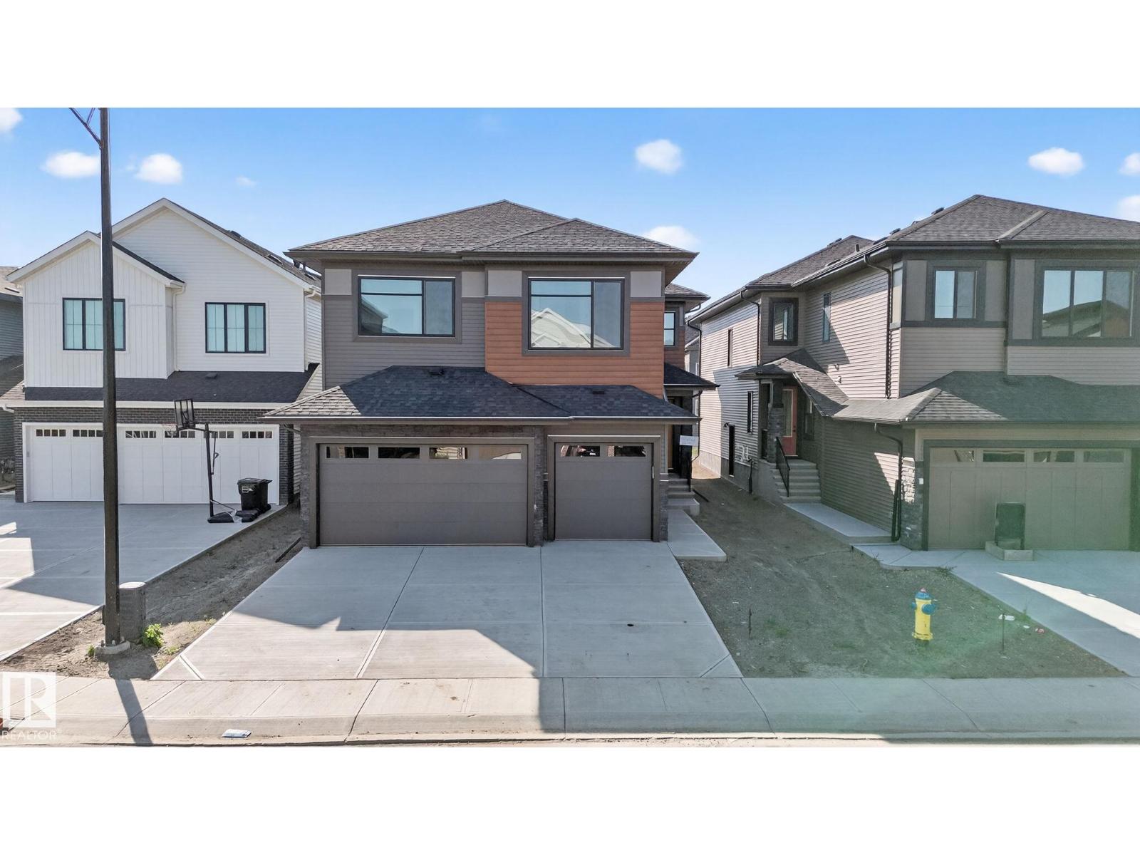 Photo 2 of 17116 2 St Nw, Edmonton AB