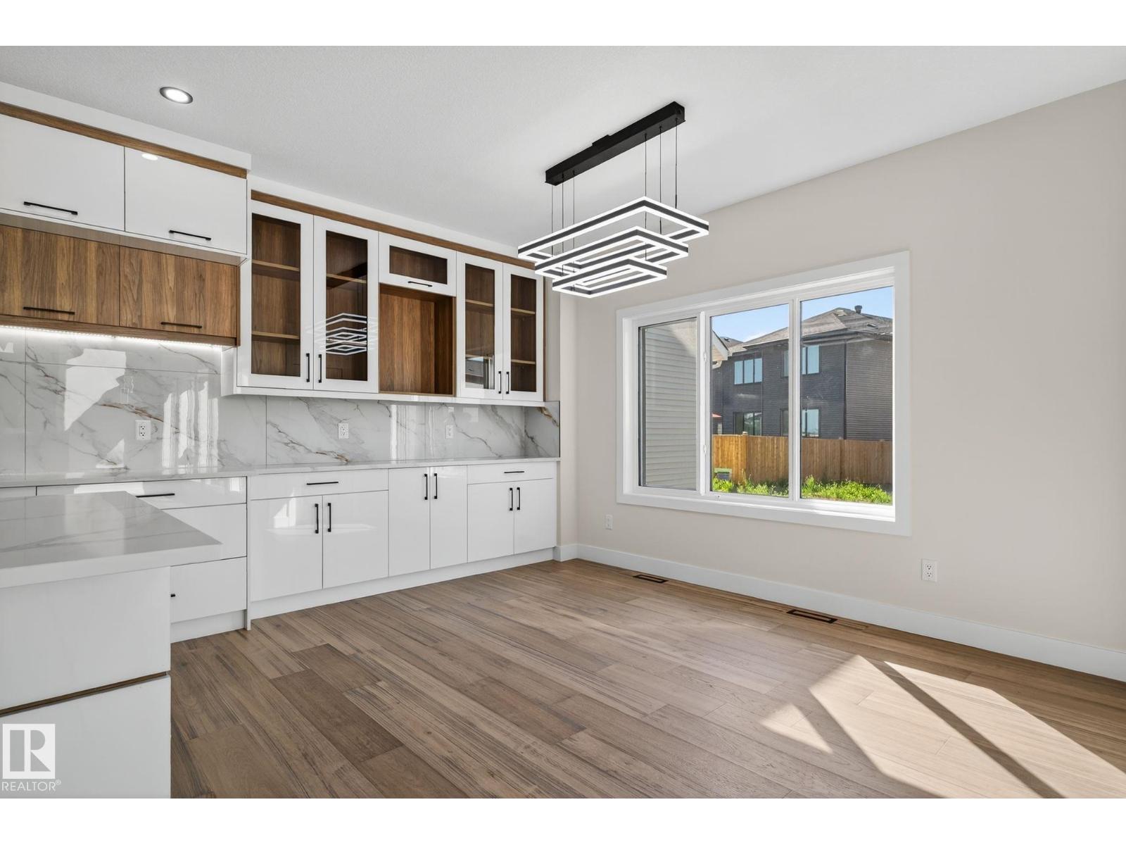 Photo 23 of 17116 2 St Nw, Edmonton AB