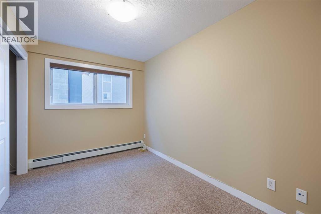 Photo 15 of 10 1715 13 Street Sw, Calgary AB
