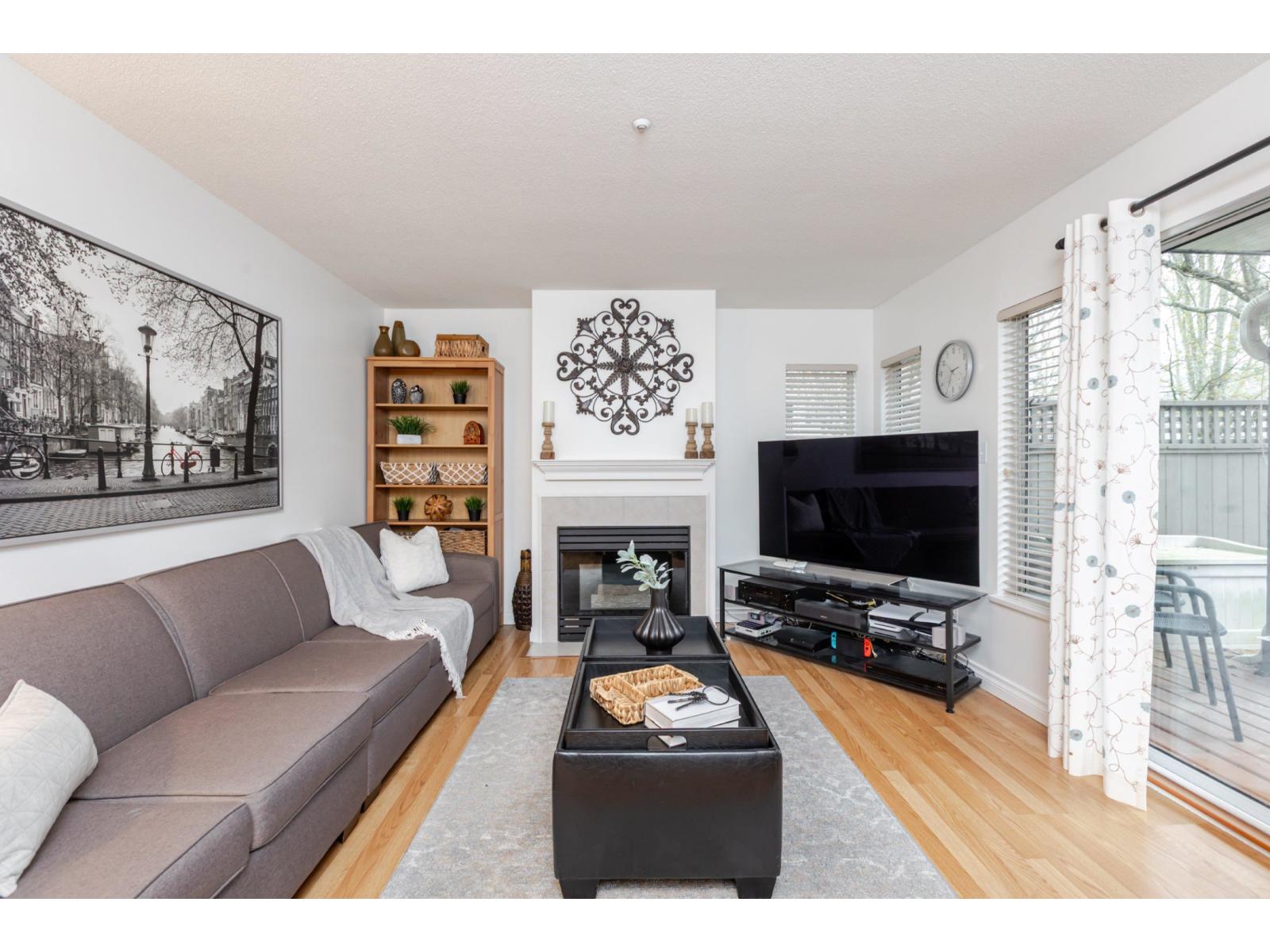 Photo 3 of 44 5670 208 Street, Langley BC