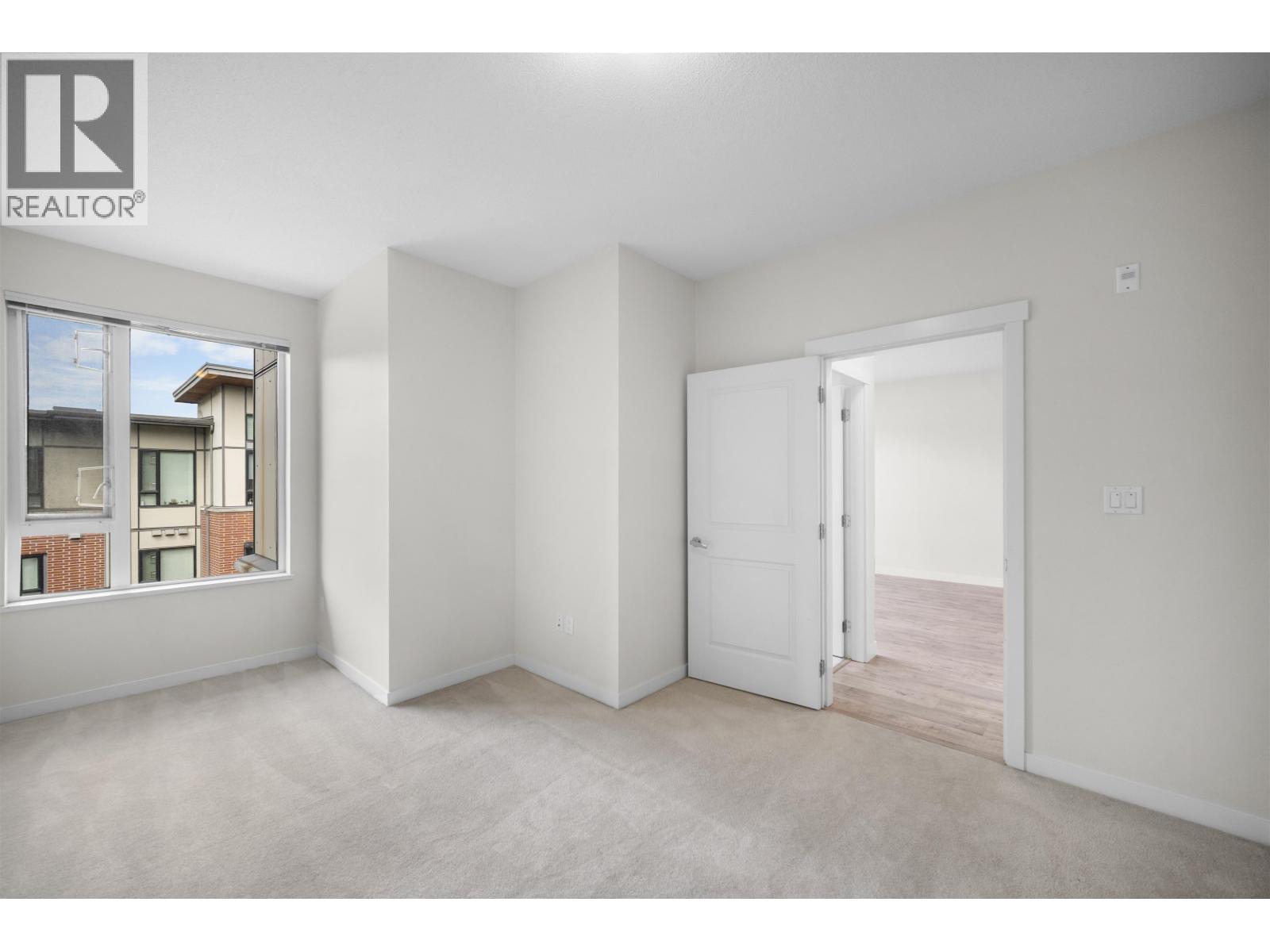 Photo 4 of 415 3163 Riverwalk Avenue, Vancouver BC