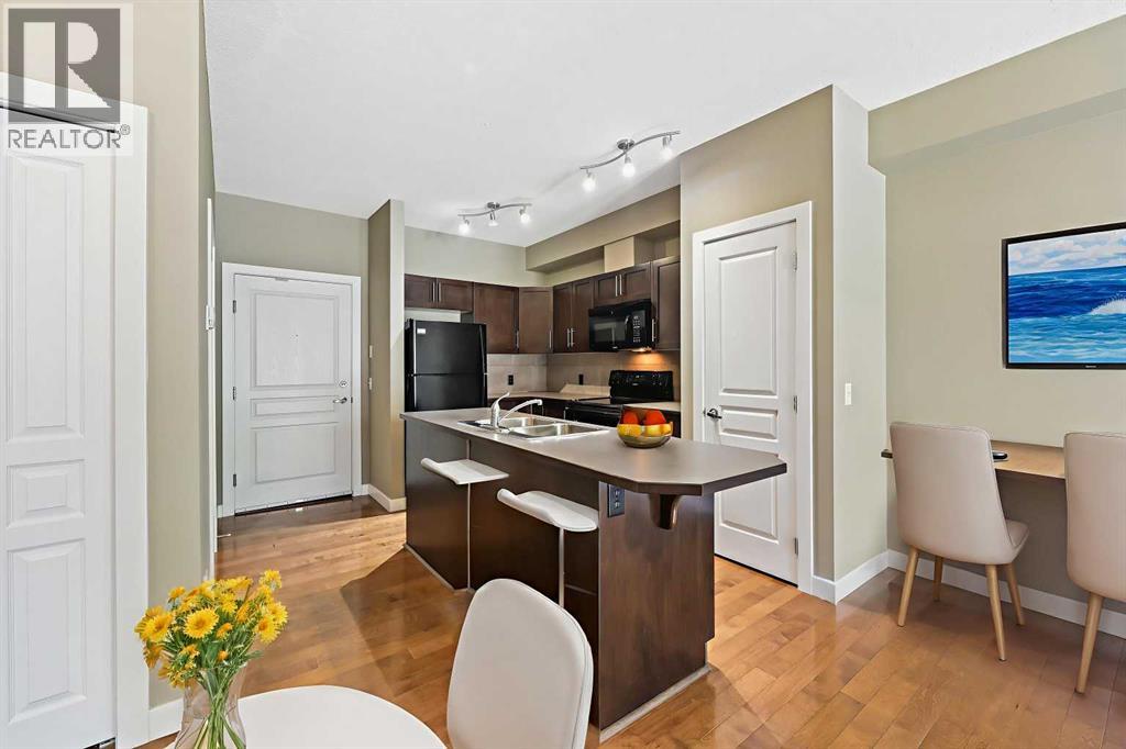 Photo 3 of 102 48 Panatella Road Nw, Calgary AB
