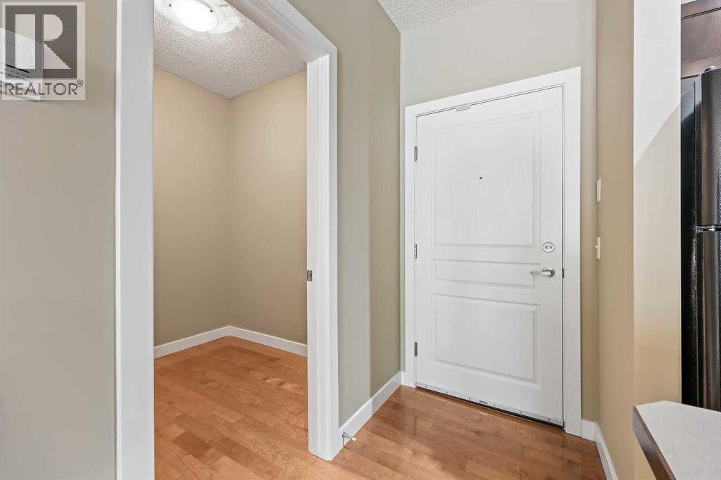 Photo 7 of 102 48 Panatella Road Nw, Calgary AB