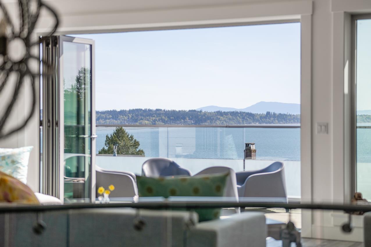 15374 ROYAL AVENUE, White Rock