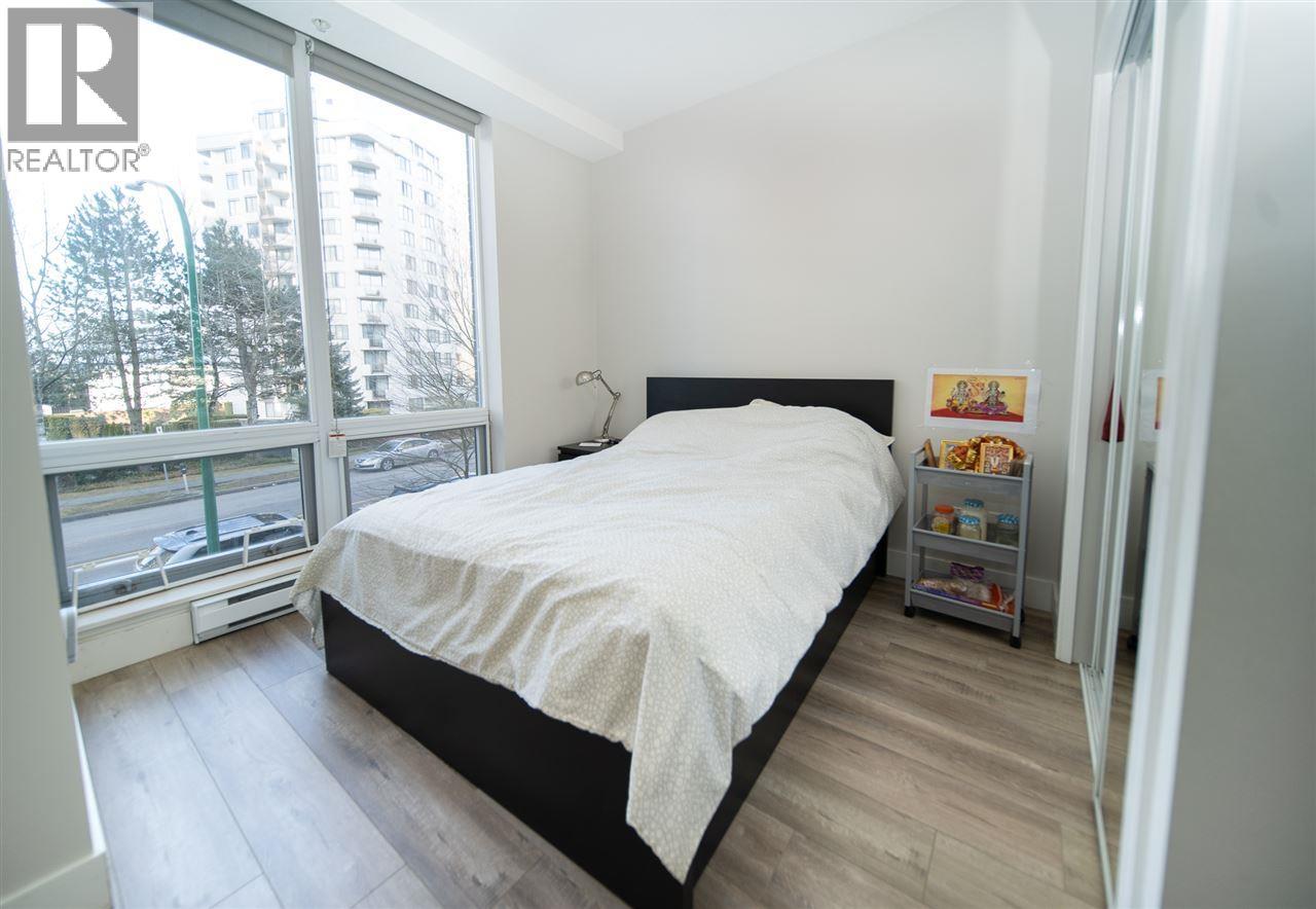 Photo 5 of 4848 Hazel Street, Burnaby BC